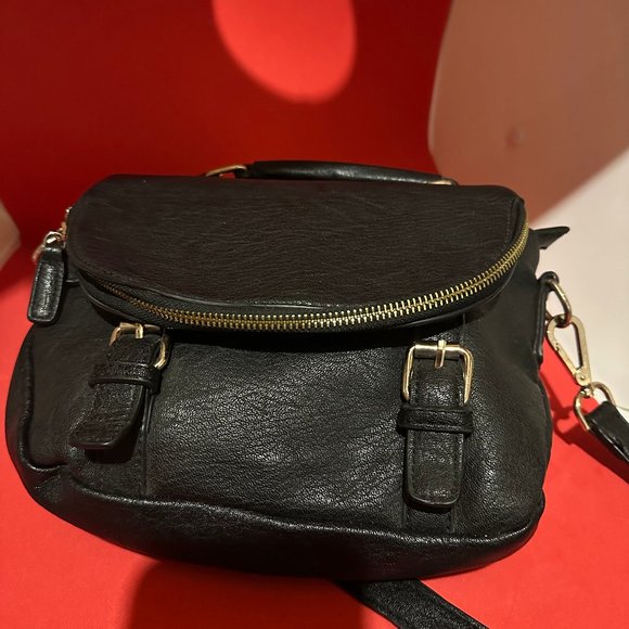 Urban Expressions - Picture 1 of 6